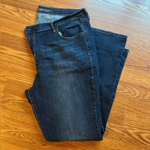 Old Navy Curvy Profile Mid-Rise Jeans